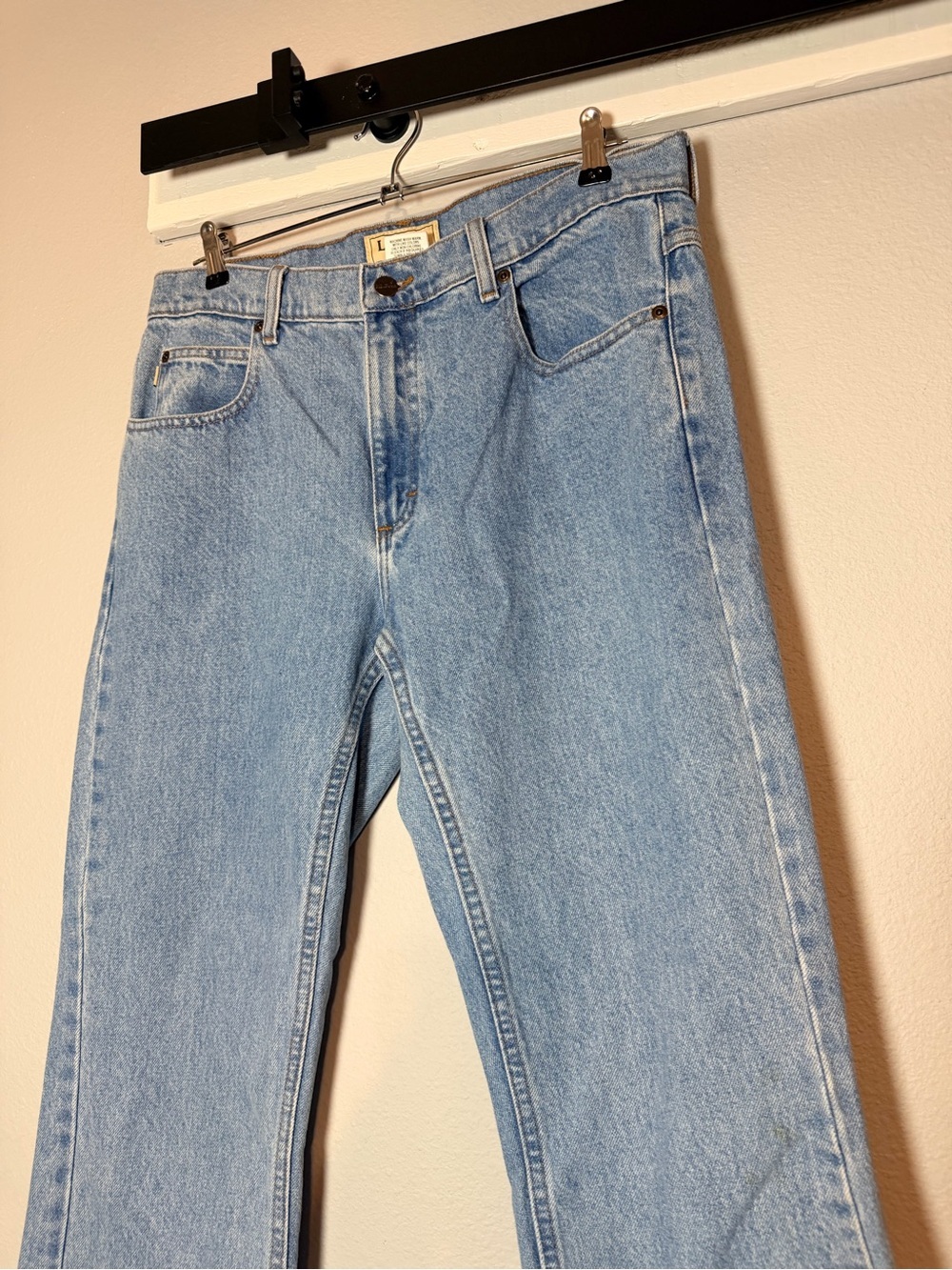 L.L. Bean Men's Double L Jeans Standard Fit Straight Leg Size 33x28 Medium Wash - Picture 7 of 10